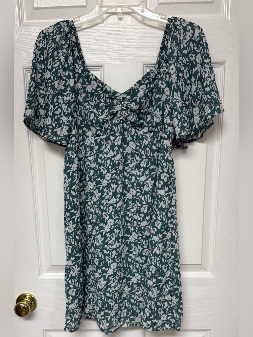 Abercrombie & Fitch Teal and White Floral Midi Dress with Twist Front Medium